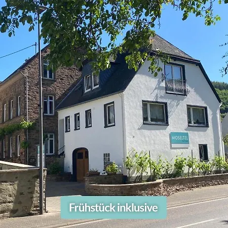 Pensjonat Moseltel Ernst/cochem 4*